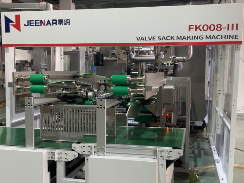Proceso de funcionamiento de una máquina para fabricar bolsas con válvula de 120 bolsas/minuto