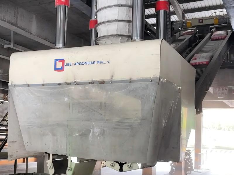 Máquina automática de carga de camiones Gachn: Carga versátil de alta velocidad para cemento ensacado y productos en polvo.